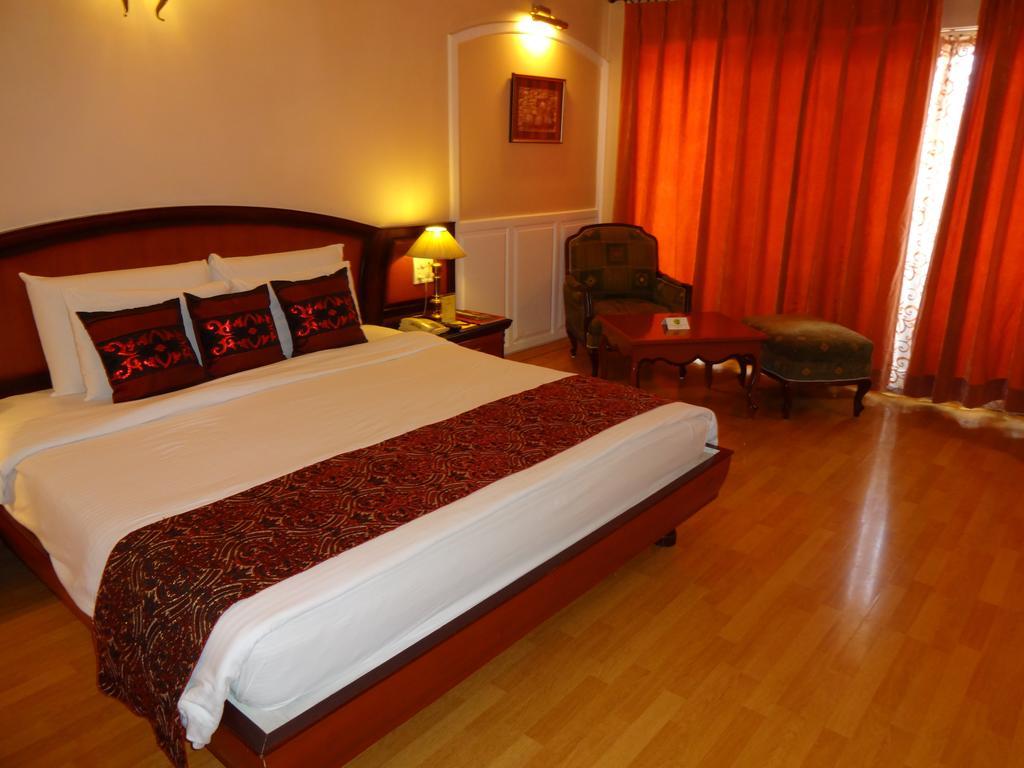 Hotel Babylon International Rāipur Εξωτερικό φωτογραφία