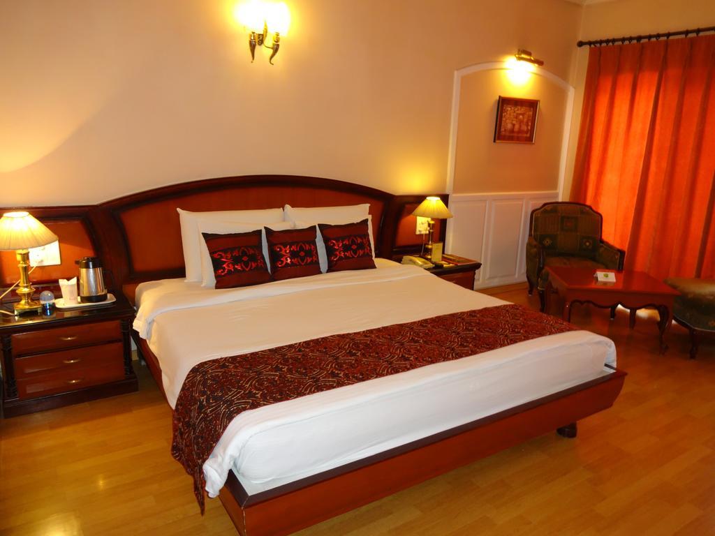 Hotel Babylon International Rāipur Εξωτερικό φωτογραφία