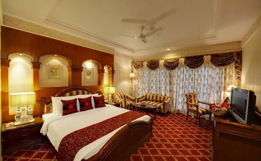 Hotel Babylon International Rāipur Εξωτερικό φωτογραφία